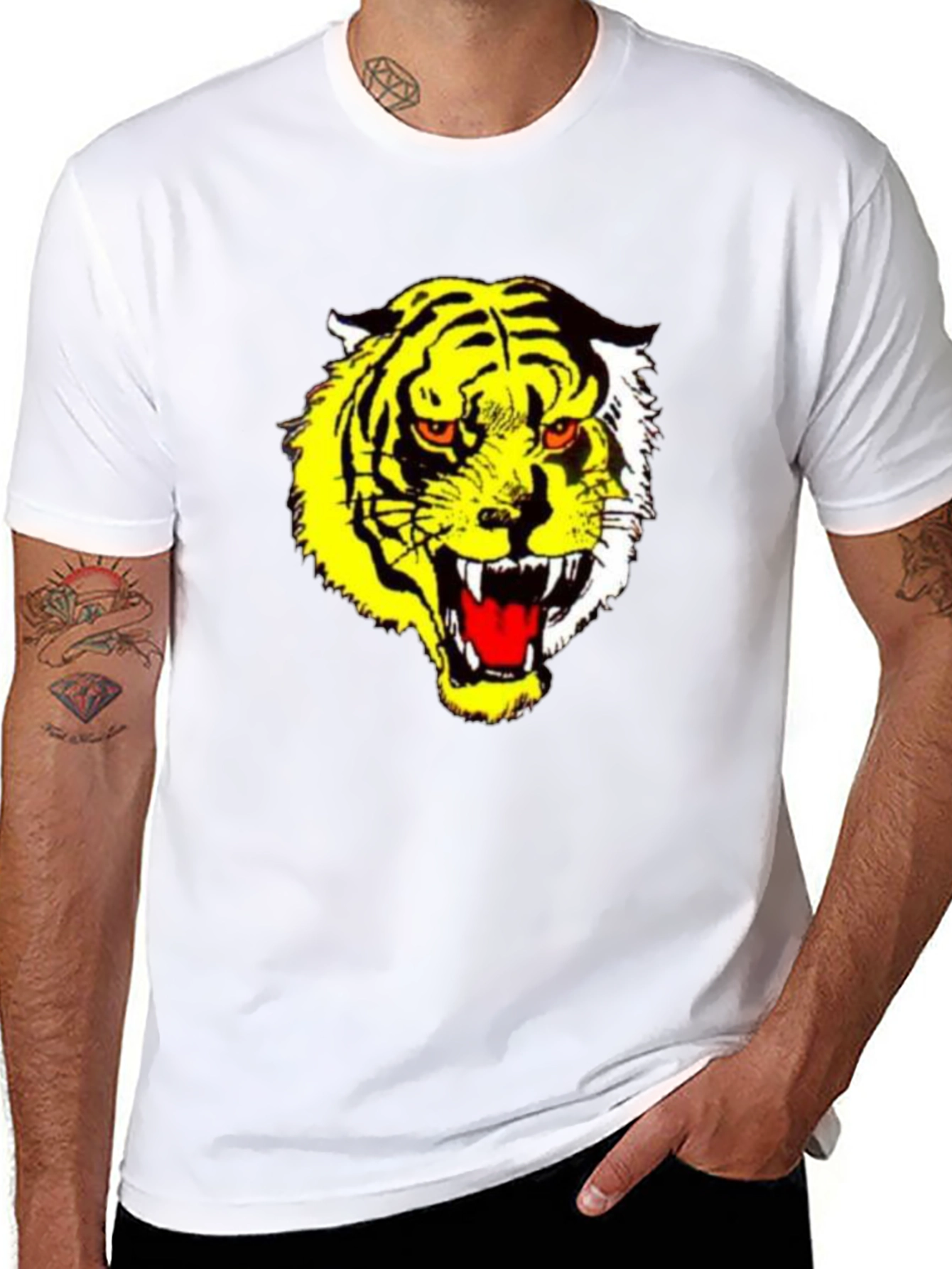 Tiger Graphic Tee - Bold Black T-Shirt