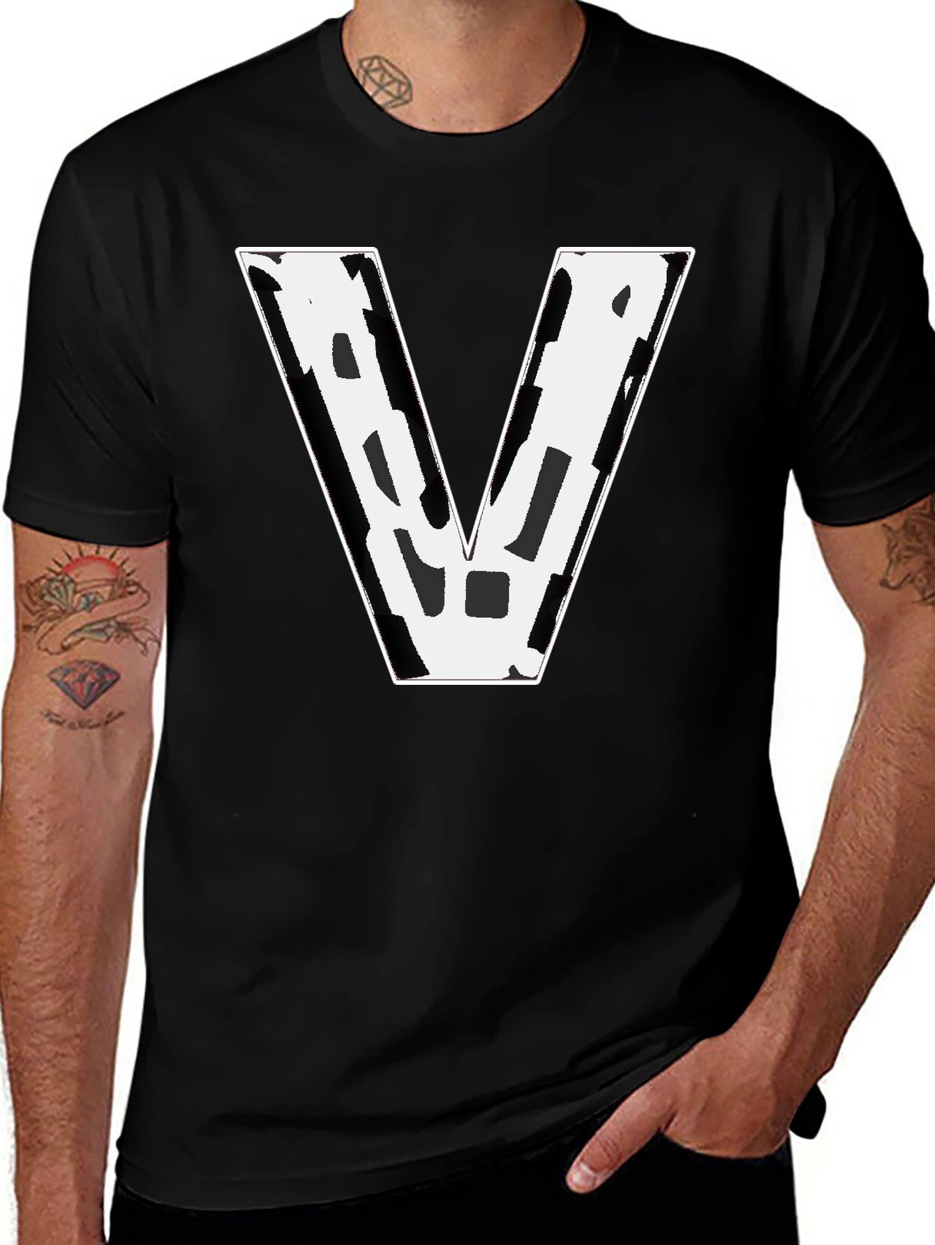 Bold V Graphic Tee - Black Cotton Blend