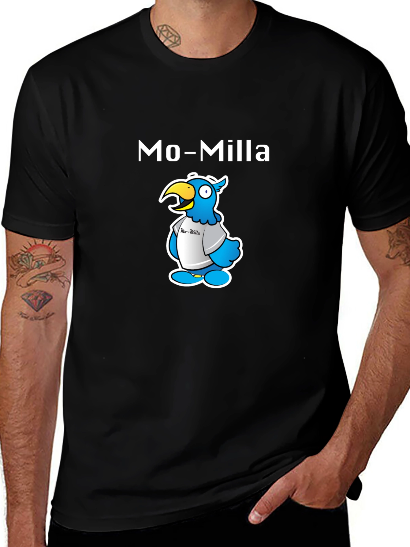 Mo-Milla Cartoon Parrot T-Shirt